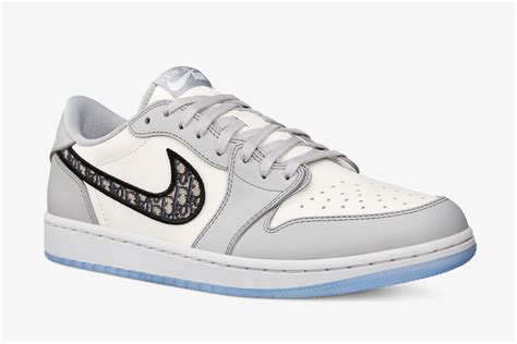 dior nike shoes low top|jordan 1 dior low price.